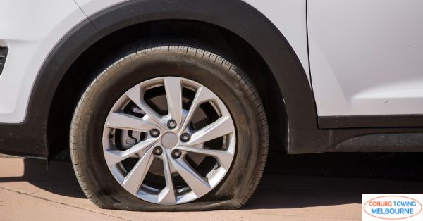 7 Quick Steps To Change a Flat Tire