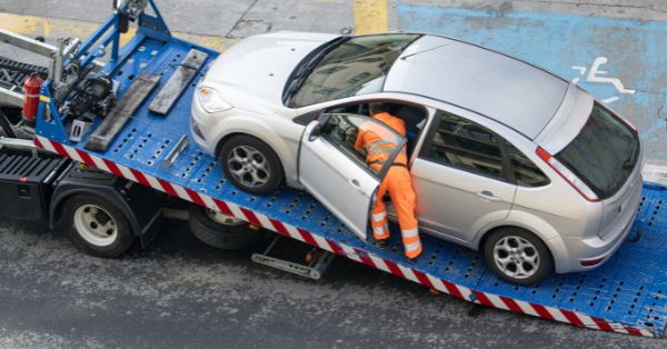 Local Tow Truck Service in Coburg: Your Community’s Support System